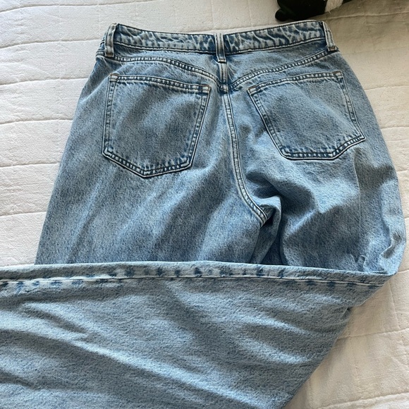 Abercrombie & Fitch High Rise Curve Love Light Blue Flare Jeans - Picture 3 of 4